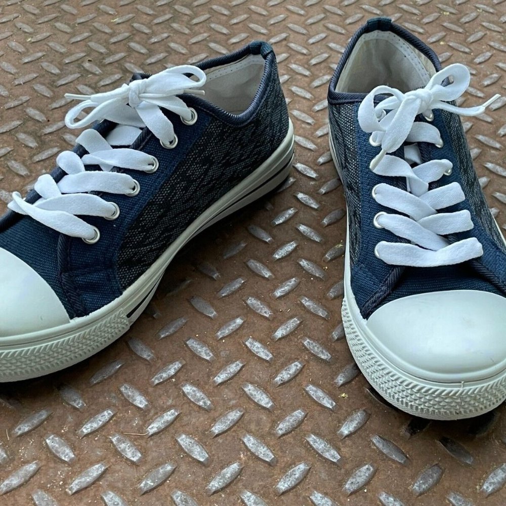 Fast Shoes Unisex Sneaker Lace Up Multi Color Shoes Size 41 8Men 10Women